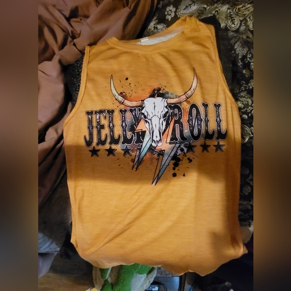 Jelly Roll Tank - Picture 3 of 16